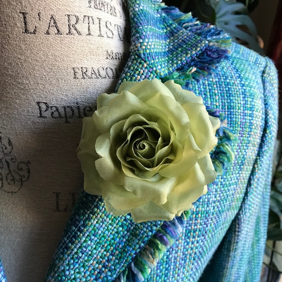 M&S SCHMALBERG Accessories - M&S SCHMALBERG NY Celadon / Lime Silk Flower Pin Brooch New 3.5” High Quality